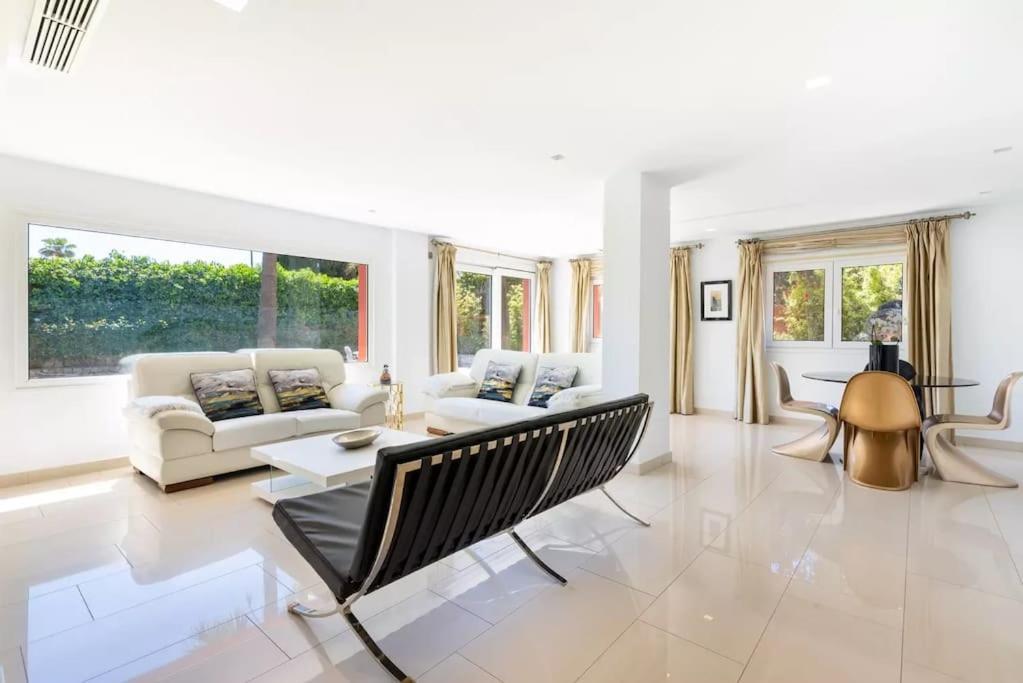 Villaer Ohana Luxury With Heated Pool Málaga